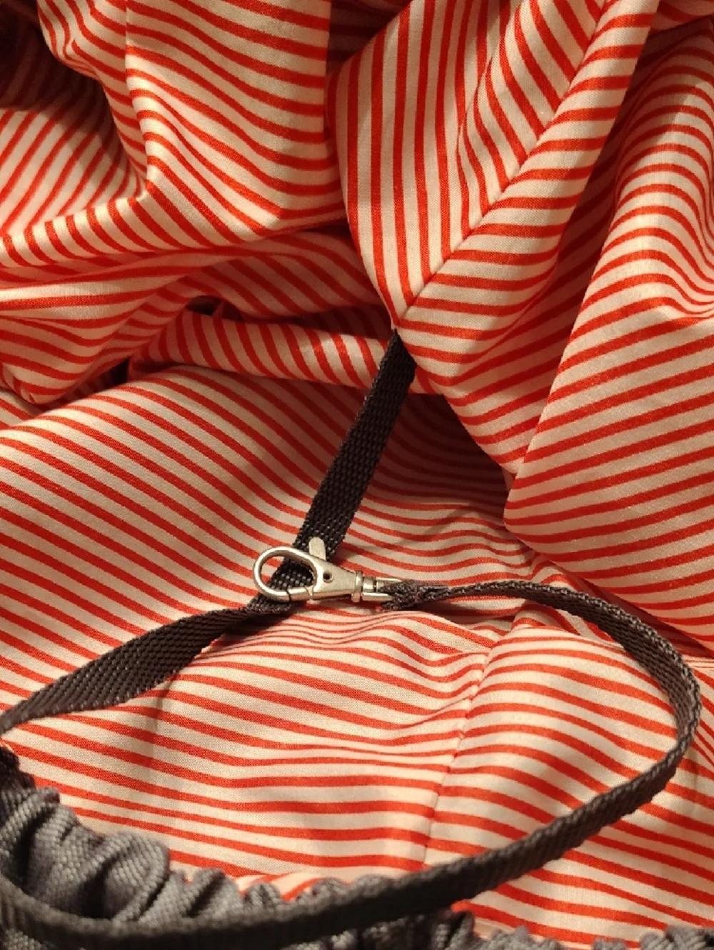 Top Paw Heather Gray Sling Carrier with Orange-Striped Lining